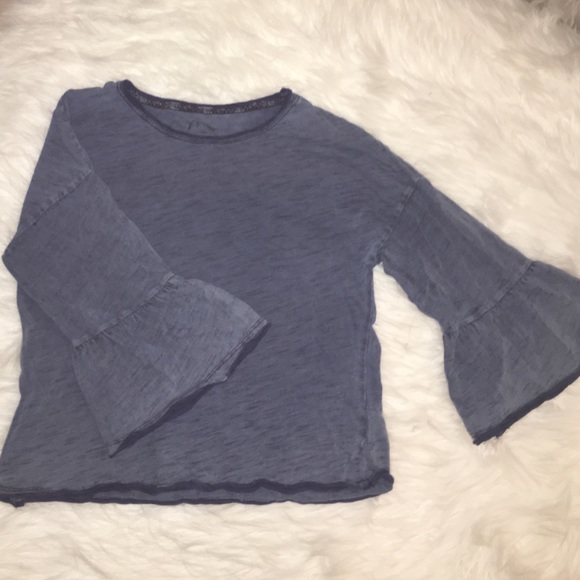 Light Blue washed flowy girls shirt - Picture 1 of 4